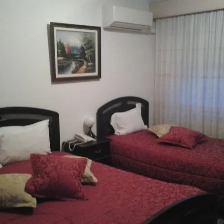 Residencial Pinto 3* Guarda
