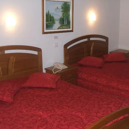 Residencial Pinto 3* Guarda